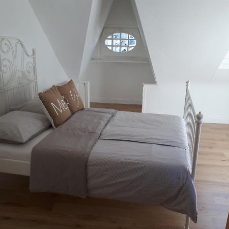 Uber Den Dachern Von Monschau Luaran gambar